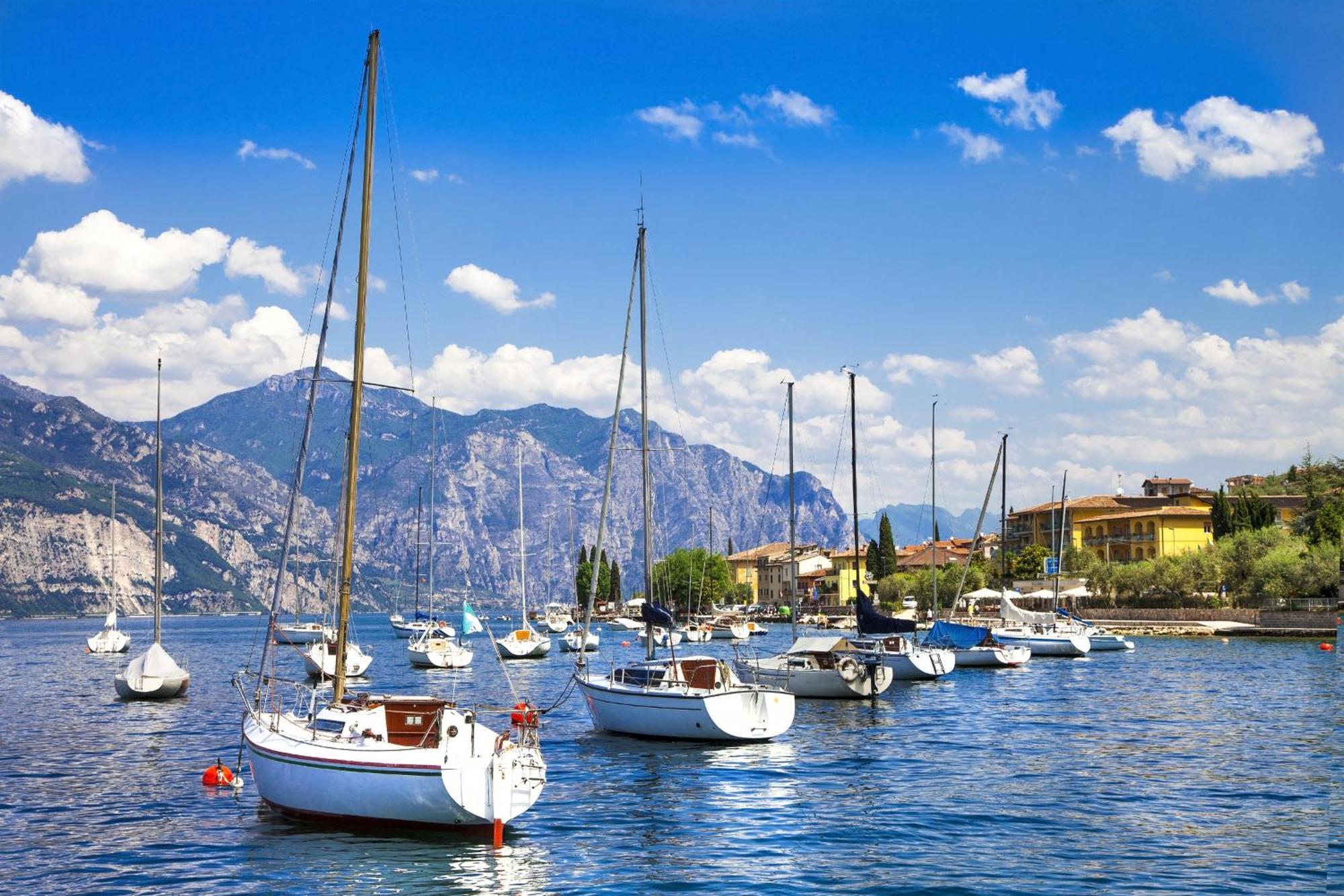 Riva Lago E Spiaggia Apartment 2 - Happy Rentals Экстерьер фото